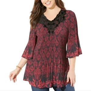 Catherine top Velvet neckline pleated bell sleeve red black sz 4x boho romantic